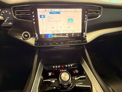 New 2026 Jeep Grand Wagoneer Limited image 21