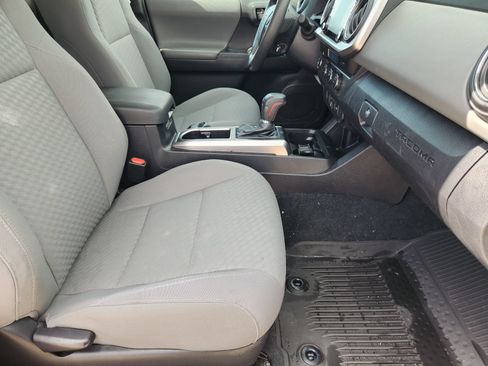 Used 2023 Toyota Tacoma SR5 RWD image 17