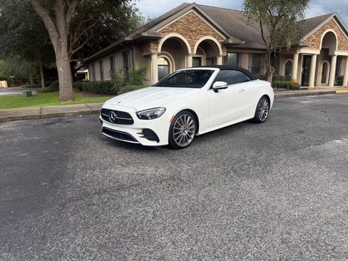 Used 2023 Mercedes-Benz E 450 Cabriolet image 4
