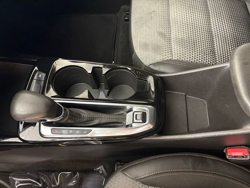 Used 2024 Chevrolet Trax LT w/ Driver Confidence Package image 34