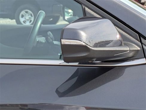 Used 2023 Chevrolet Equinox LT image 11