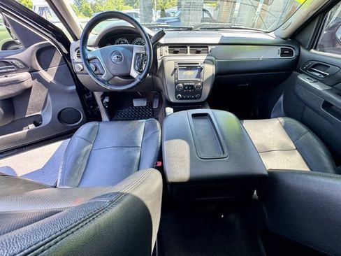 Used 2013 Chevrolet Silverado 1500 LTZ AWD/4WD image 10