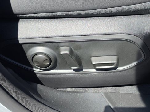New 2026 Jeep Cherokee Limited AWD/4WD image 32