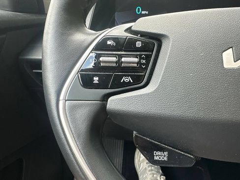 Used 2024 Kia EV6 Light AWD/4WD image 8