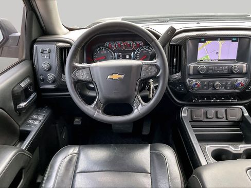 Used 2018 Chevrolet Silverado 1500 LTZ Z71 w/ LTZ Plus Package AWD/4WD image 6