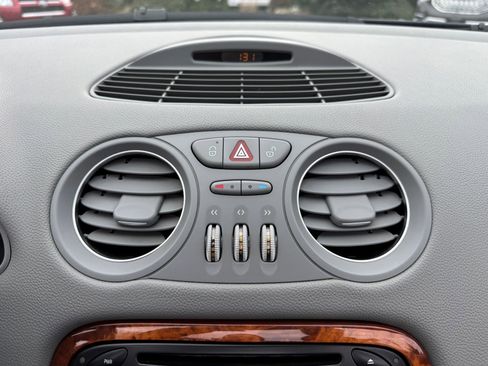 Used 2004 Mercedes-Benz SL 500 SL 500 image 35