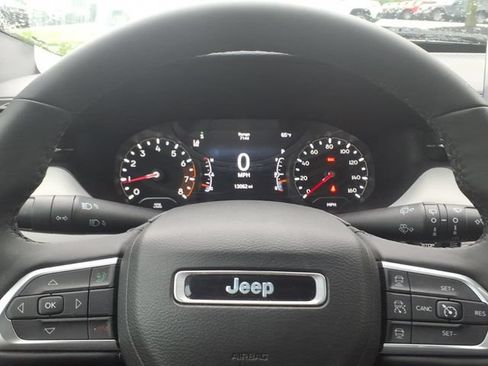 Used 2023 Jeep Compass Limited AWD/4WD image 20