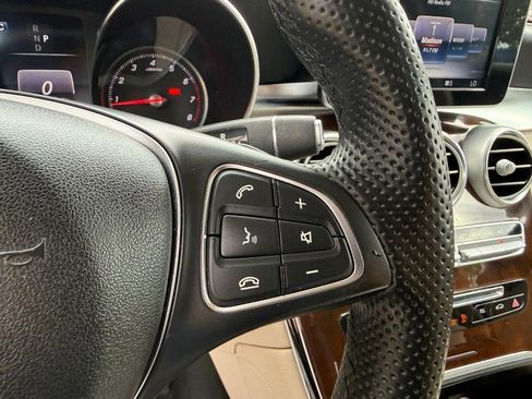 Used 2017 Mercedes-Benz GLC 300 w/ Premium 1 Package image 27