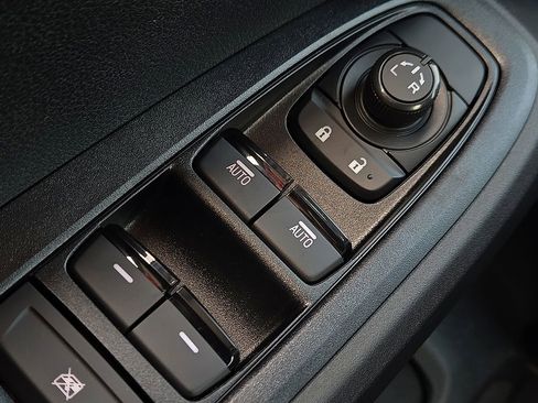 New 2026 Subaru Crosstrek 2.0i Premium image 18