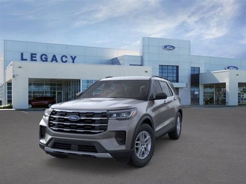 New 2026 Ford Explorer Active image 2