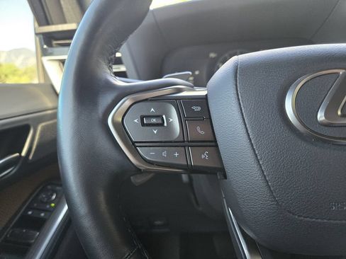 Used 2024 Lexus GX 550 w/ Cold Area Package AWD/4WD image 19