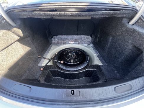 Used 2019 Chevrolet Impala Premier FWD image 14