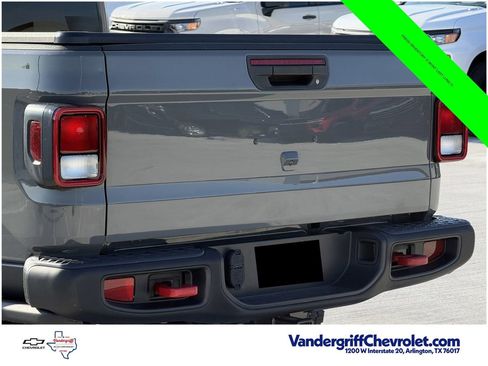 Used 2021 Jeep Gladiator Rubicon AWD/4WD image 6