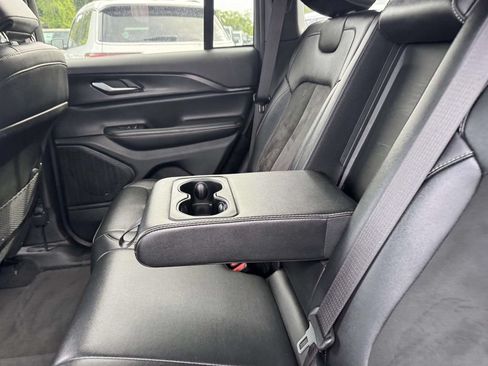 Used 2023 Jeep Grand Cherokee Altitude AWD/4WD image 11