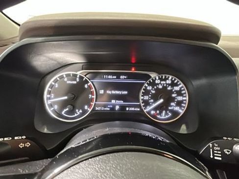 Used 2023 Nissan Rogue SV AWD/4WD image 18