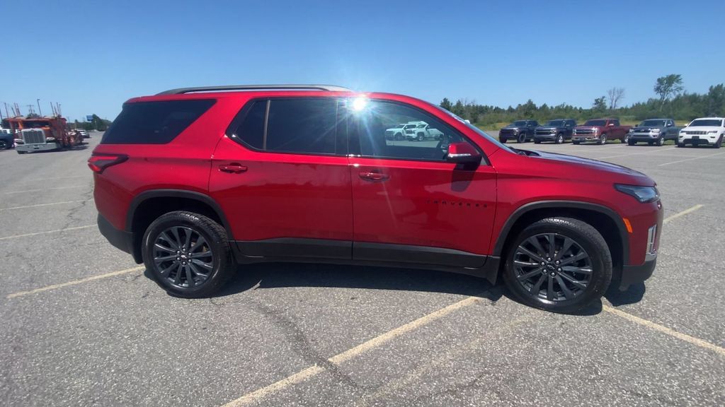 Certified 2023 Chevrolet Traverse RS AWD/4WD image 9