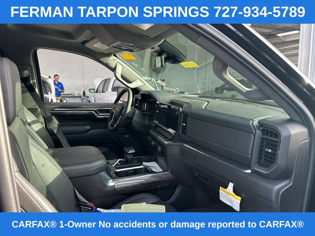 Used 2024 Chevrolet Silverado 1500 LTZ RWD image 6