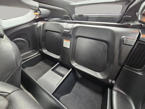 Used 2011 Honda CR-Z EX image 17