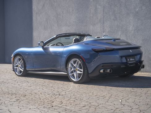 Certified 2025 Ferrari Roma Spider image 3