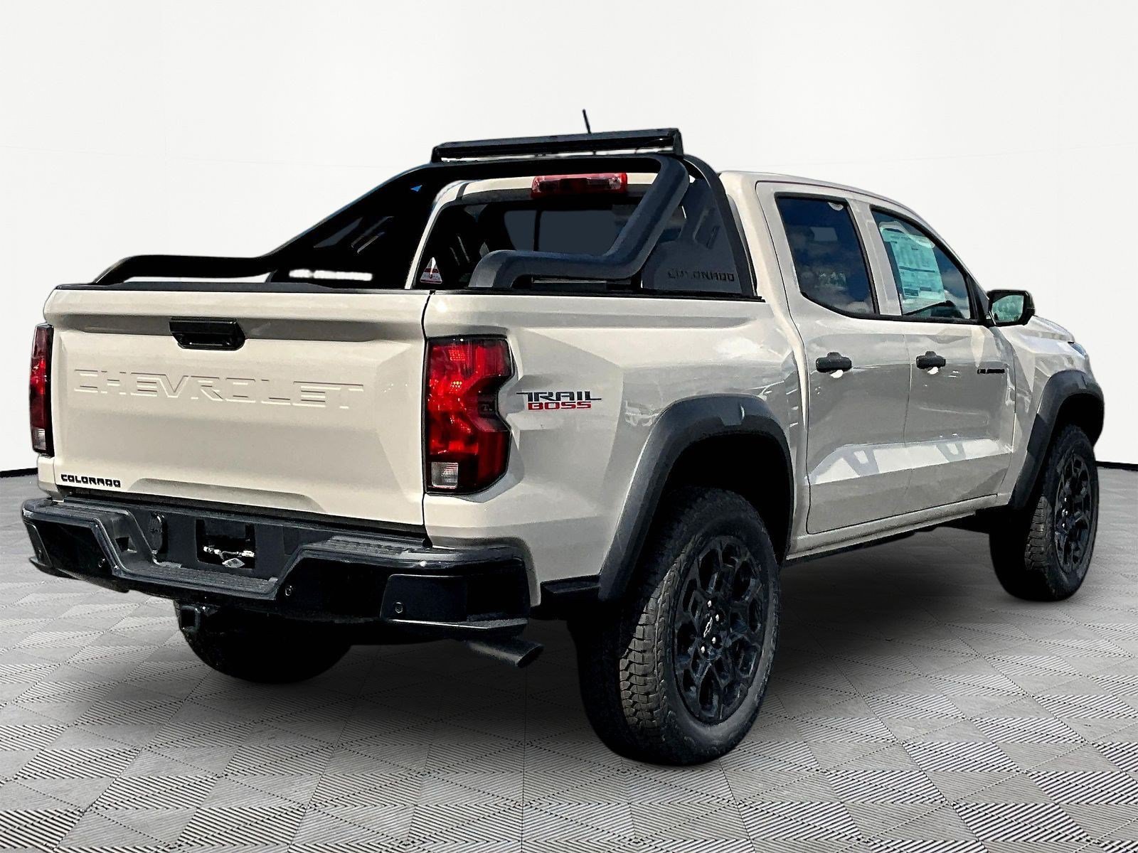 New 2026 Chevrolet Colorado Trail Boss w/ Midnight Edition AWD/4WD image 7