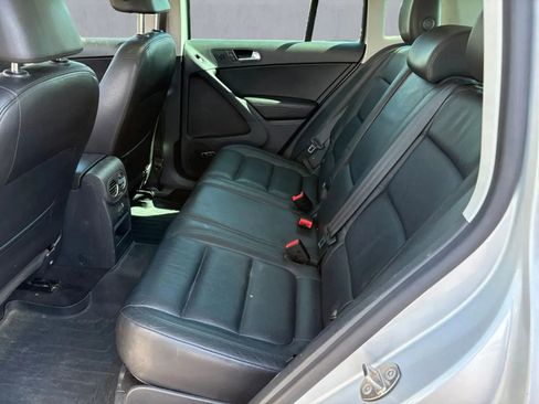 Used 2017 Volkswagen Tiguan SEL image 14