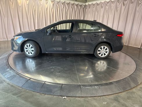 Used 2026 Toyota Corolla LE FWD image 8