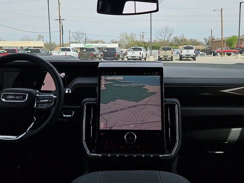 New 2026 GMC Yukon Elevation image 10