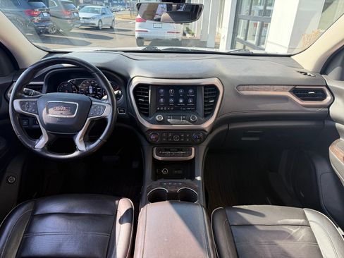 Used 2020 GMC Acadia Denali w/ Technology Package AWD/4WD image 5