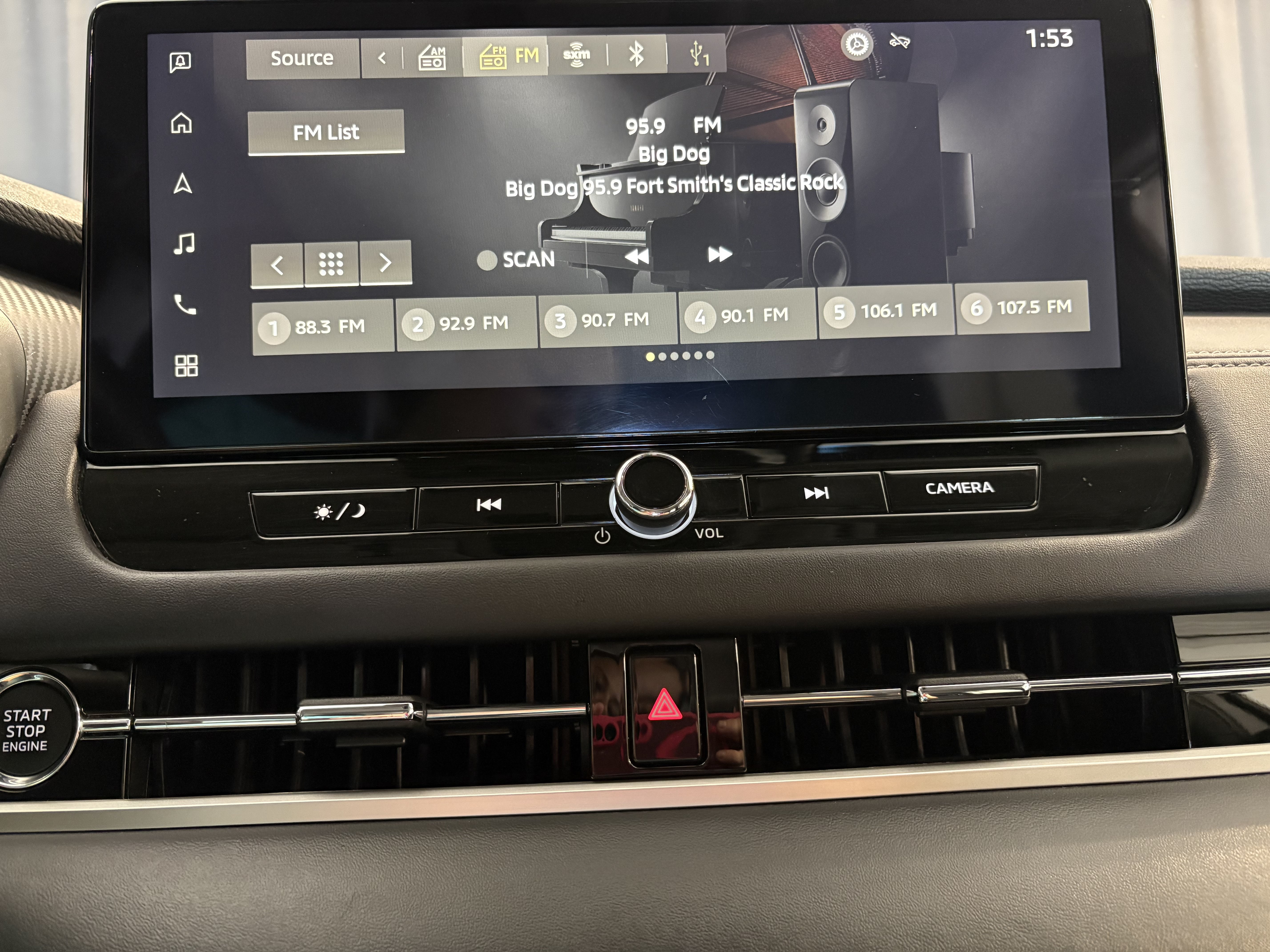 Used 2025 Mitsubishi Outlander SE AWD/4WD image 14