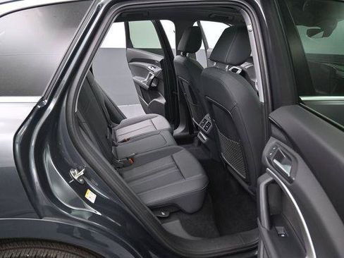 Certified 2025 Audi Q5 Premium w/ Convenience Package AWD/4WD image 33