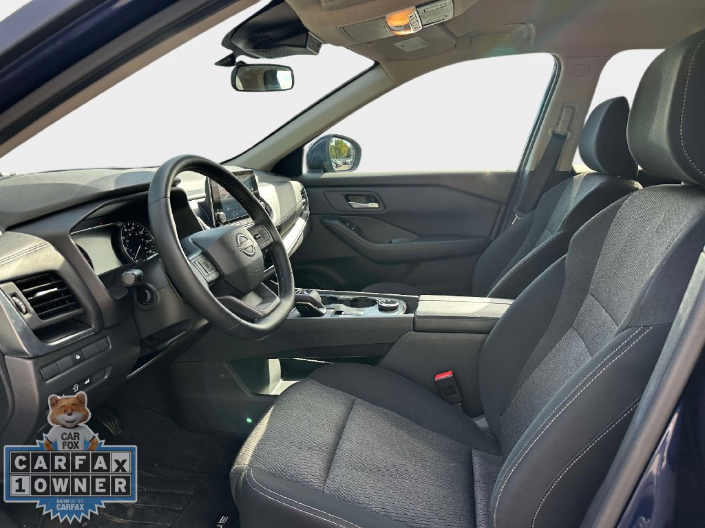Used 2026 Nissan Rogue SV AWD/4WD image 17