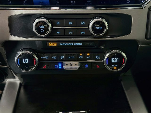 Certified 2022 Ford F250 Lariat w/ Tremor Off-Road Package AWD/4WD image 19