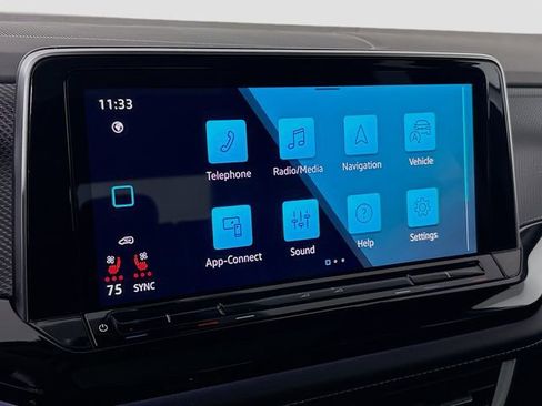 New 2026 Volkswagen Atlas Cross Sport SEL R-Line image 15