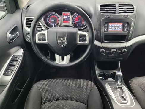 Used 2018 Dodge Journey SE w/ Connectivity Group FWD image 22