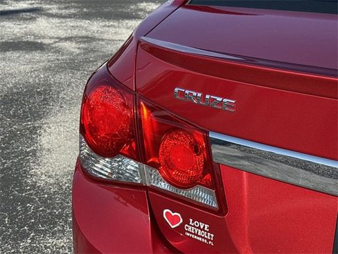 Used 2014 Chevrolet Cruze LT w/ RS Package image 16