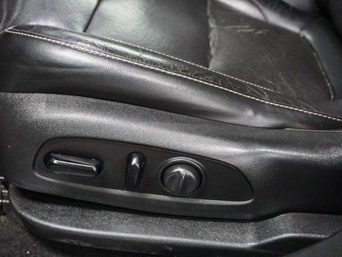 Used 2019 GMC Acadia SLT image 13