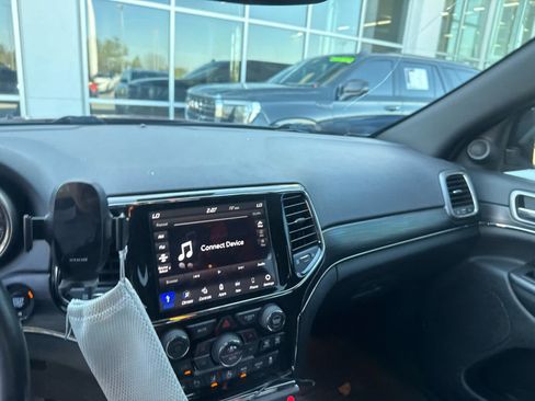 Used 2020 Jeep Grand Cherokee Limited X image 7