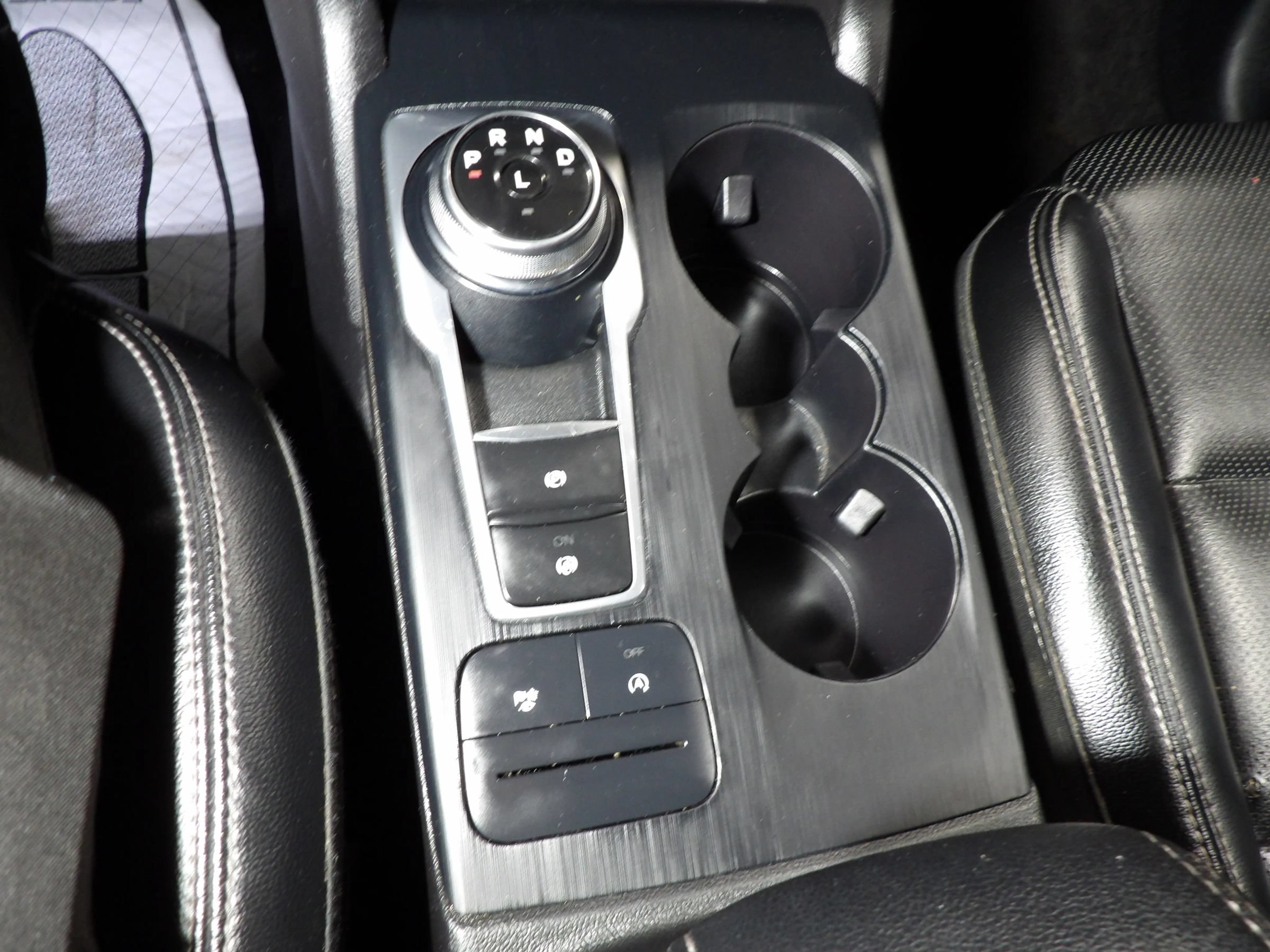 Used 2022 Ford Escape SEL FWD image 13