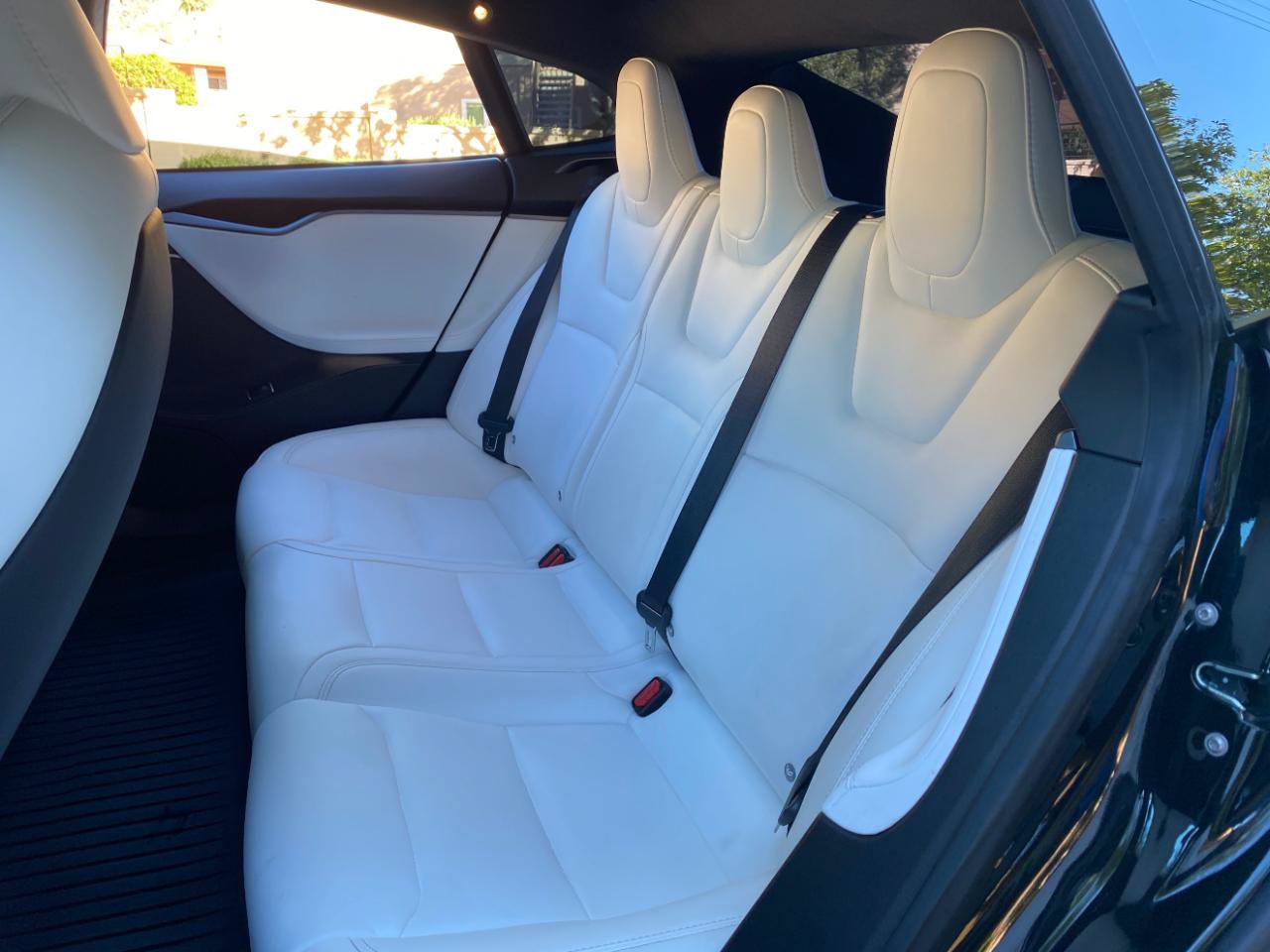 Used 2021 Tesla Model S Performance AWD/4WD image 37