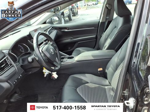 Used 2023 Toyota Camry SE FWD image 13