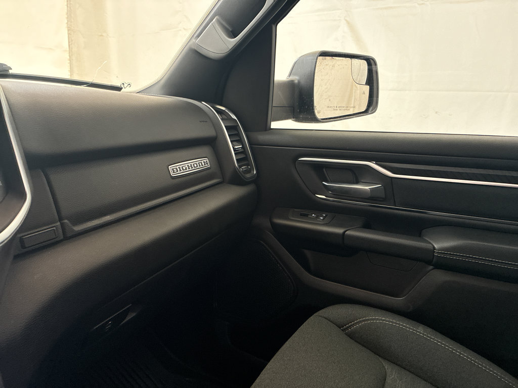 Used 2025 RAM 1500 Big Horn AWD/4WD image 29