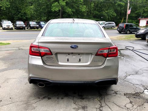 Used 2019 Subaru Legacy 2.5i Premium image 5