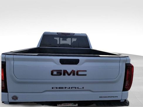 Certified 2022 GMC Sierra 1500 Denali image 53