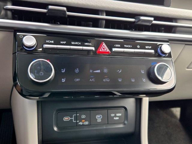 New 2026 Hyundai Tucson Limited FWD image 8