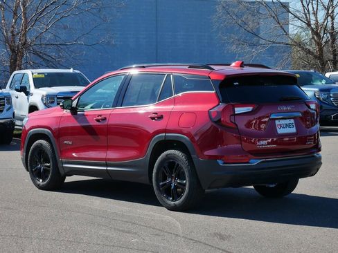 Used 2023 GMC Terrain AT4 AWD/4WD image 8