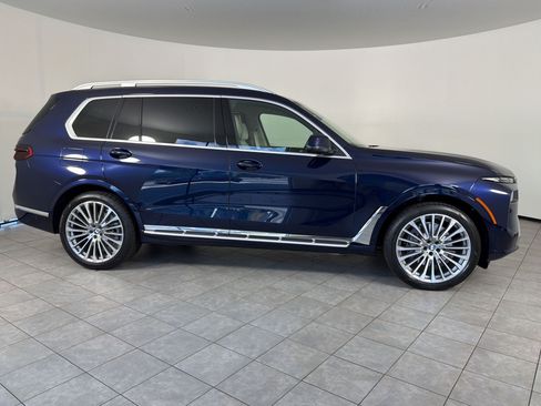 New 2027 BMW X7 xDrive40i w/ Executive Package AWD/4WD image 8