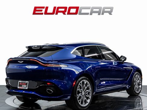 Used 2022 Aston Martin DBX image 5