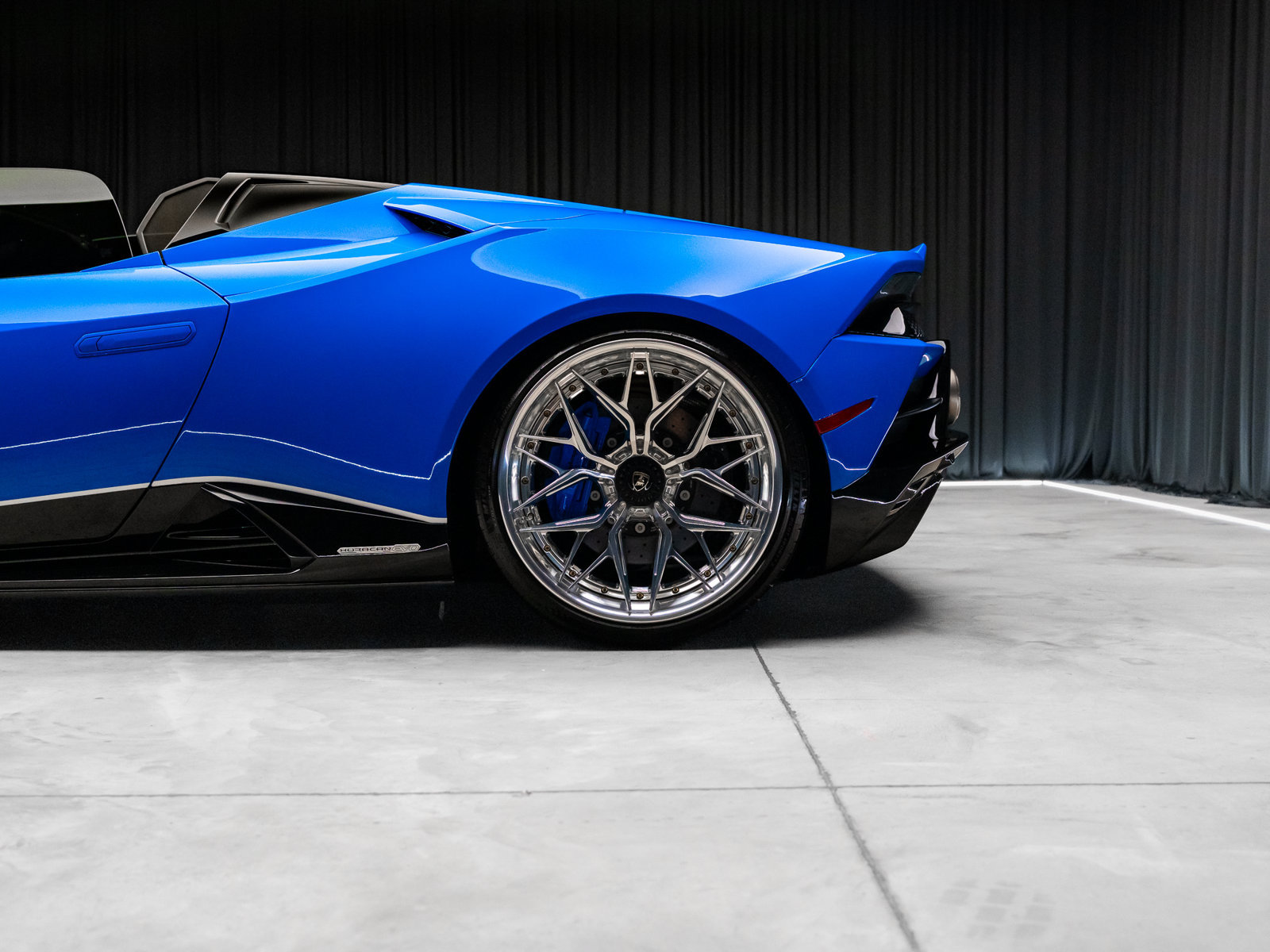Used 2024 Lamborghini Huracan EVO AWD/4WD image 36