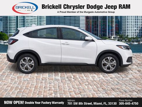 Used 2023 Honda HR-V LX image 8