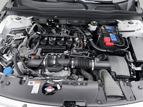 Used 2022 Honda Accord Sport Special Edition image 9